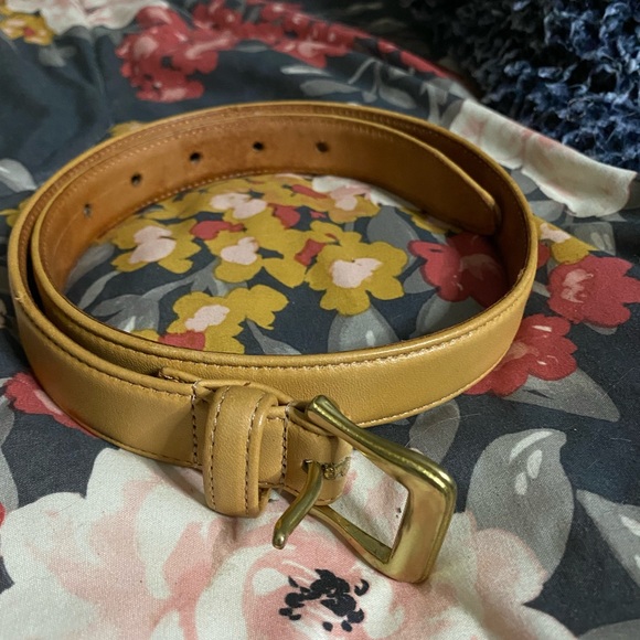 COACH leather belt - Picture 2 of 6